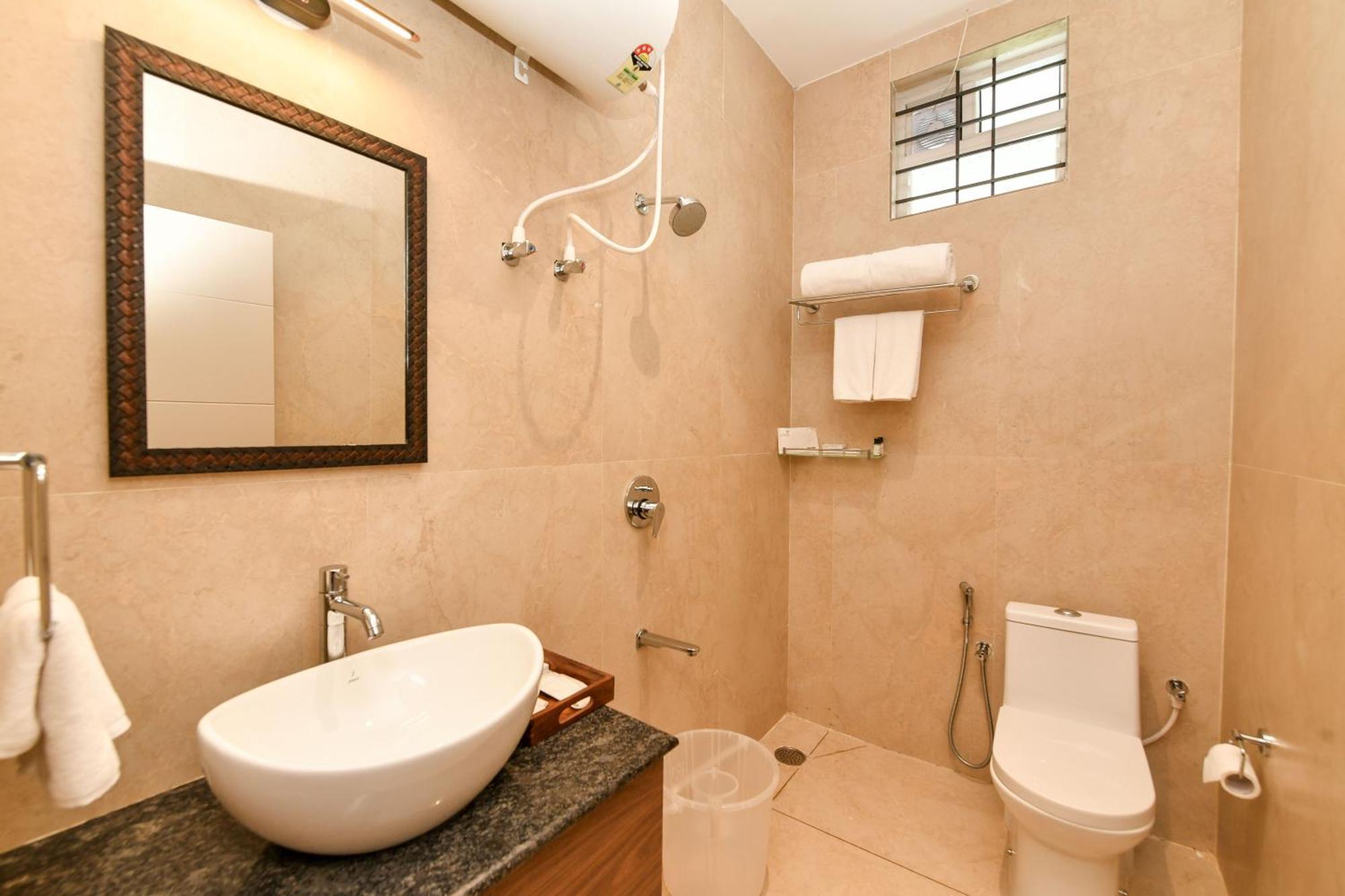 Inventree Aranya Resort & Spa Madikeri Buitenkant foto