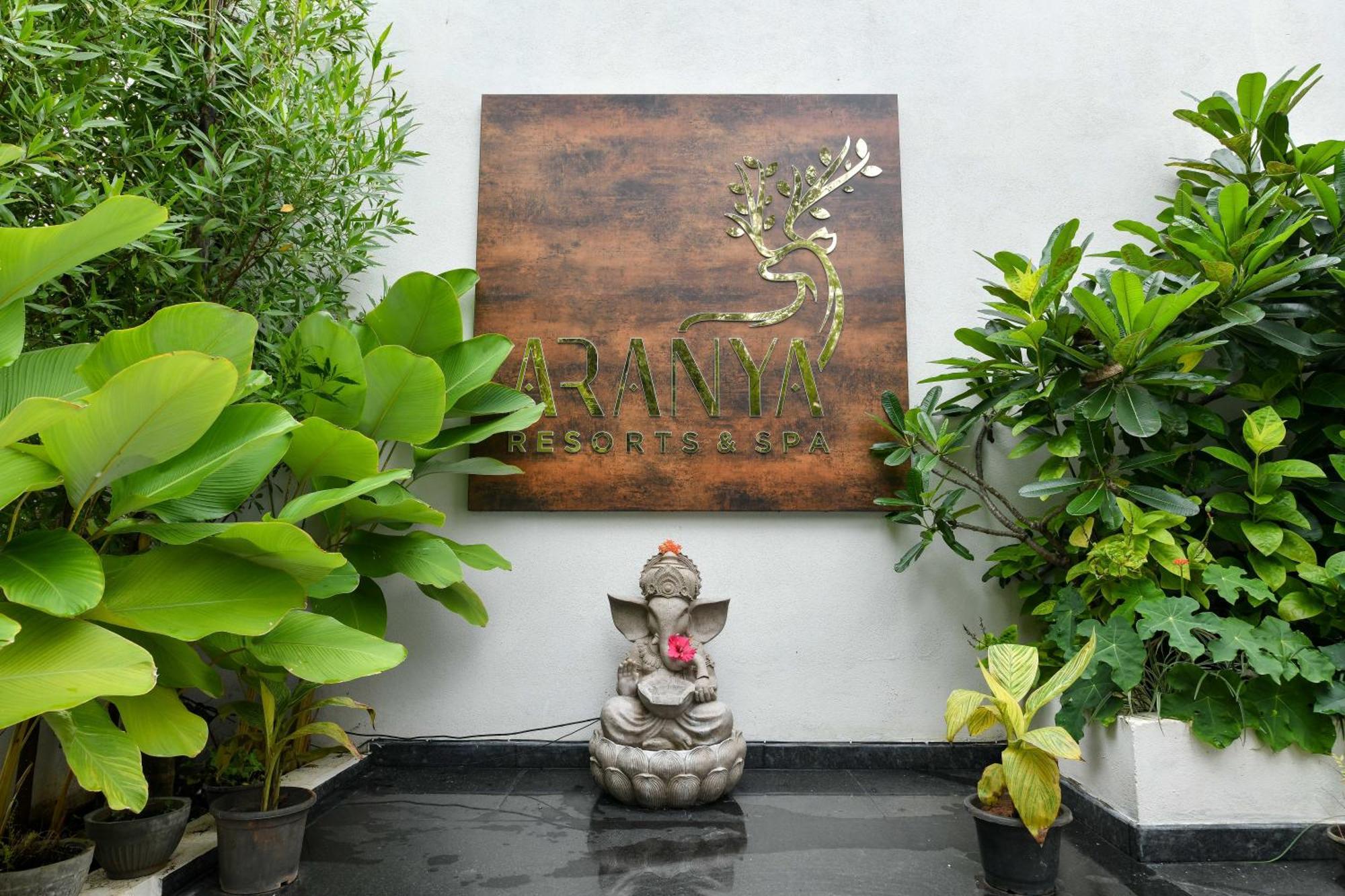 Inventree Aranya Resort & Spa Madikeri Buitenkant foto