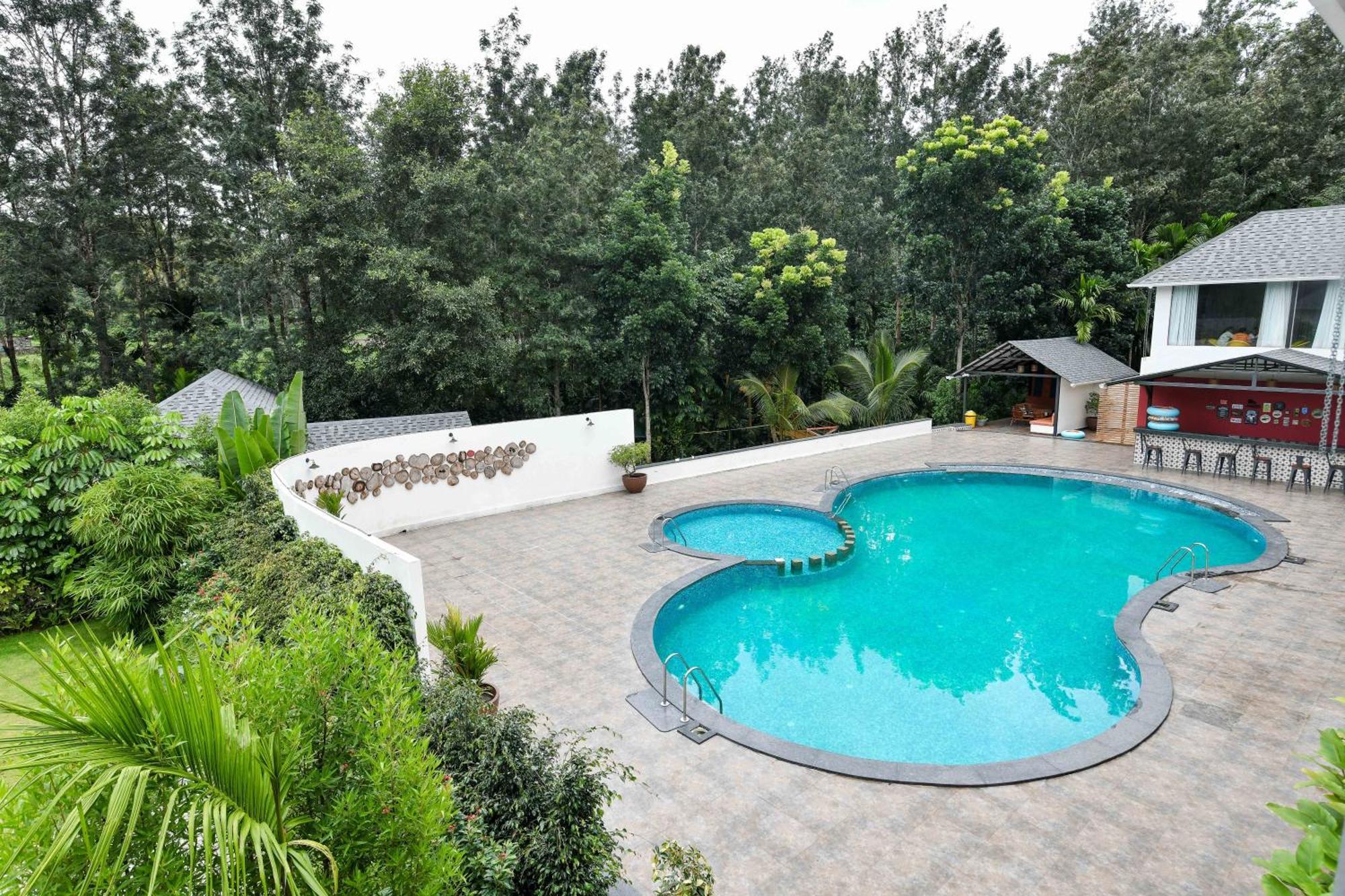 Inventree Aranya Resort & Spa Madikeri Buitenkant foto